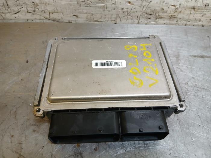 Engine management computer from a Volkswagen Golf VIII Variant (GC5) 1.0 TSI 12V 2021