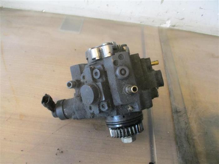 Gebrauchte Dieselpumpe Ford Transit Custom 2.0 TDCi 16V Eco Blue 130 Preis auf Anfrage angeboten von Autohandel-Smet Gebroeders NV