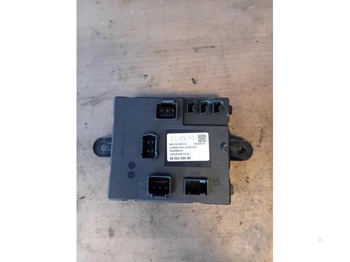 Używane Modul (rózne) Citroen C5 X (NC/ND) 1.6 Hybrid 225 Cena na żądanie oferowane przez Autohandel-Smet Gebroeders NV