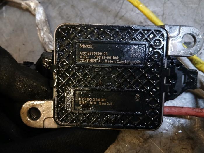 Begagnade NOx-sensor Renault Kangoo Express (FW) 1.5 dCi 95 Pris på förfrågan erbjuds av Autohandel-Smet Gebroeders NV