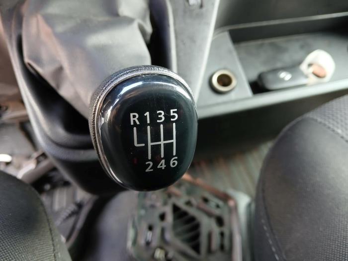 Gebrauchte Getriebe Renault Master III (EV/HV/UV/VA/VB/VD/VF/VG/VJ) 2.3 dCi 145 16V FWD Preis auf Anfrage angeboten von Autohandel-Smet Gebroeders NV