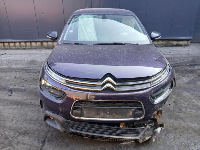 Używane Maska Citroen C4 Cactus (0B/0P) 1.2 PureTech 110 12V Cena na żądanie oferowane przez Autohandel-Smet Gebroeders NV