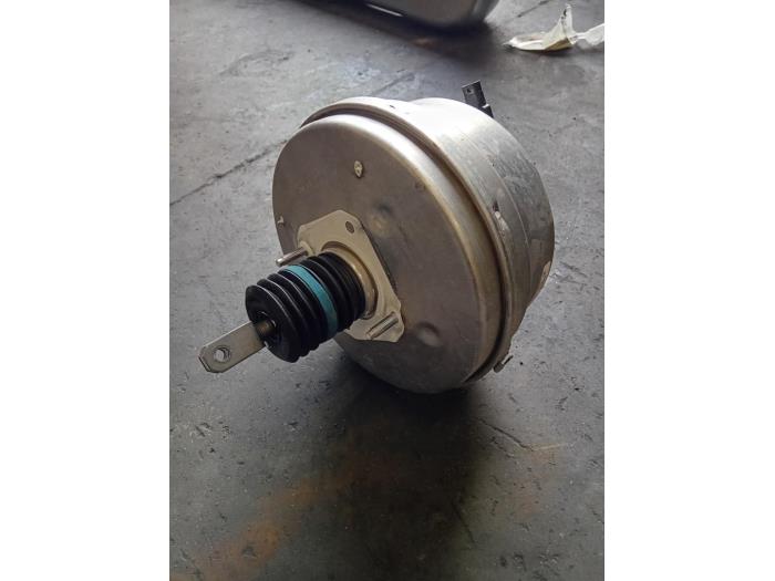 Usagé Servo frein Mercedes G AMG (463) 5.5 G 63 AMG V8 32V Prix sur demande proposé par Autohandel-Smet Gebroeders NV