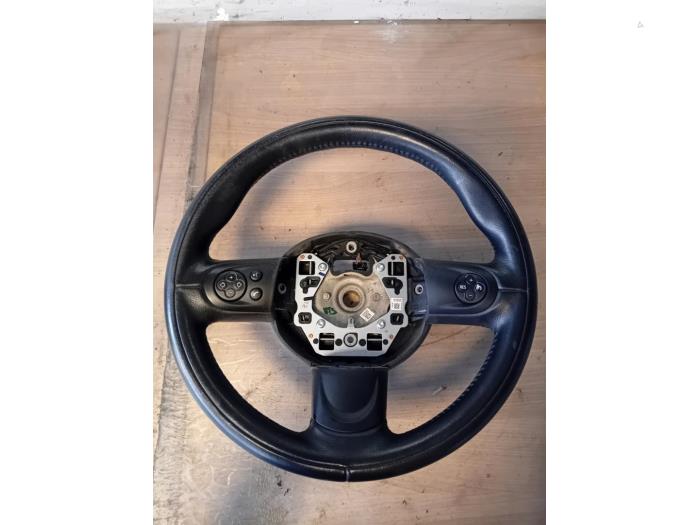 Begagnade Ratt Mini Clubman (R55) 1.6 One D Pris på förfrågan erbjuds av Autohandel-Smet Gebroeders NV