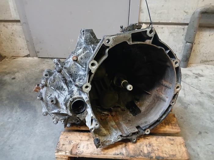Gebrauchte Getriebe BMW 2 serie Gran Tourer (F46) 218d 2.0 TwinPower Turbo 16V Preis auf Anfrage angeboten von Autohandel-Smet Gebroeders NV