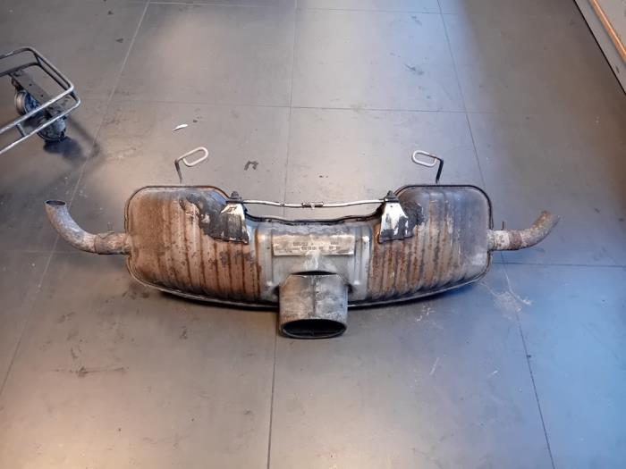 Gebrauchte Auspuff Enddämpfer Porsche Boxster (986) 2.5 24V Preis auf Anfrage angeboten von Autohandel-Smet Gebroeders NV