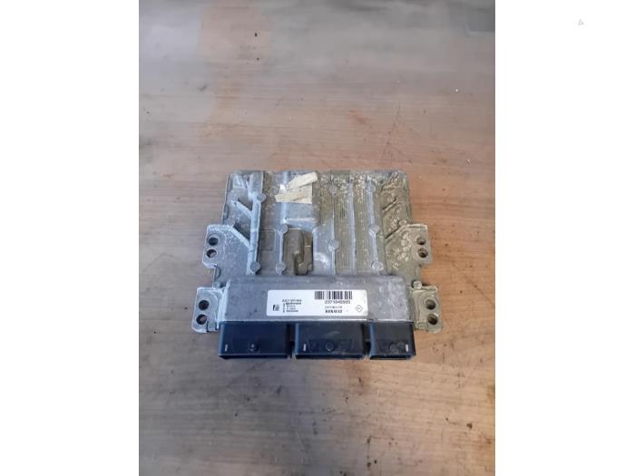 Used Engine management computer Renault Master III (EV/HV/UV/VA/VB/VD/VF/VG/VJ) 2.3 dCi 145 16V FWD Price on request offered by Autohandel-Smet Gebroeders NV