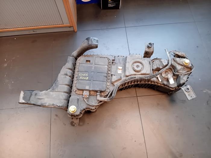 Gebrauchte Adblue Tank Peugeot 5008 II (M4/MC/MJ/MR) 1.6 BlueHDi 115 Preis auf Anfrage angeboten von Autohandel-Smet Gebroeders NV