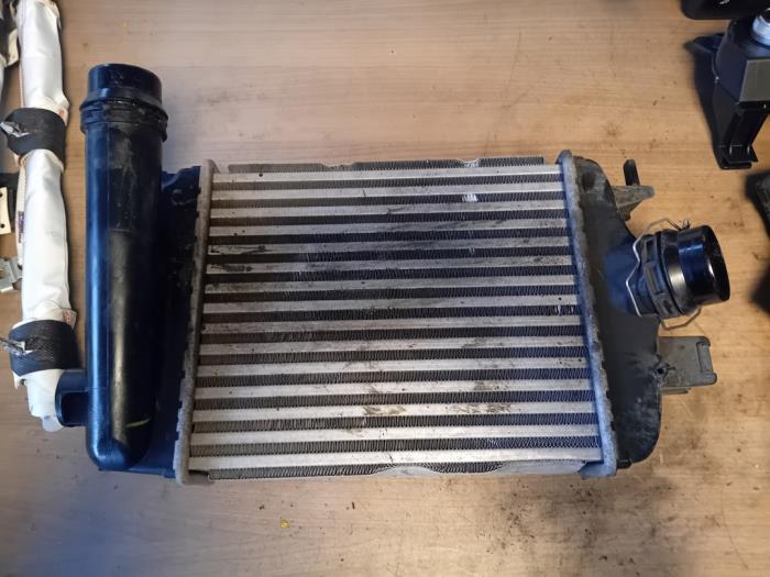 Usados Intercooler Dacia Jogger 1.0 TCe 110 12V Precio de solicitud ofrecido por Autohandel-Smet Gebroeders NV