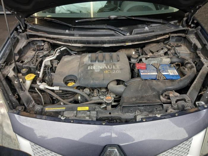 Used Engine Renault Koleos I 2.0 dCi 16V 4x4 Price on request offered by Autohandel-Smet Gebroeders NV