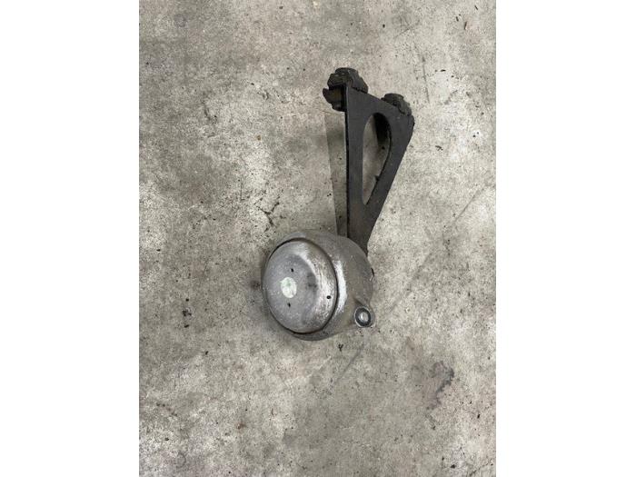 Used Engine mount Porsche Boxster (986) 2.5 24V Price on request offered by Autohandel-Smet Gebroeders NV