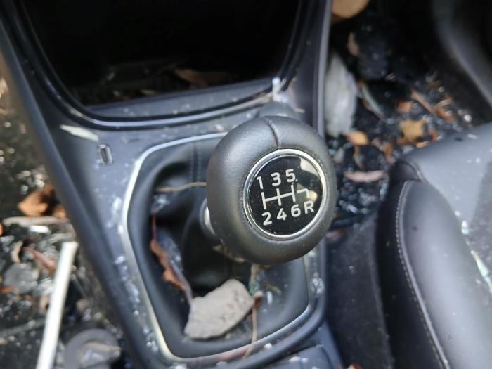 Usagé Boîte de vitesse Ford Puma 1.0 Ti-VCT EcoBoost mHEV 12V Prix sur demande proposé par Autohandel-Smet Gebroeders NV