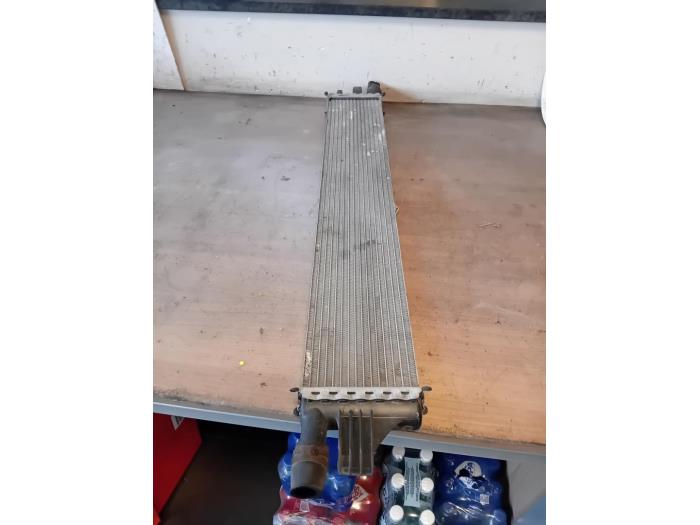 Usados Intercooler Opel Movano 2.3 BiTurbo 16V Precio de solicitud ofrecido por Autohandel-Smet Gebroeders NV