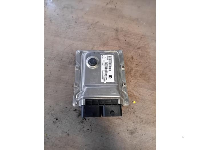 Begagnade Modul (diverse) Fiat 500C (312) Pris på förfrågan erbjuds av Autohandel-Smet Gebroeders NV