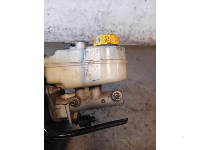 Gebrauchte Hauptbremszylinder Volkswagen Polo V (6R) 1.4 TDI Preis auf Anfrage angeboten von Autohandel-Smet Gebroeders NV