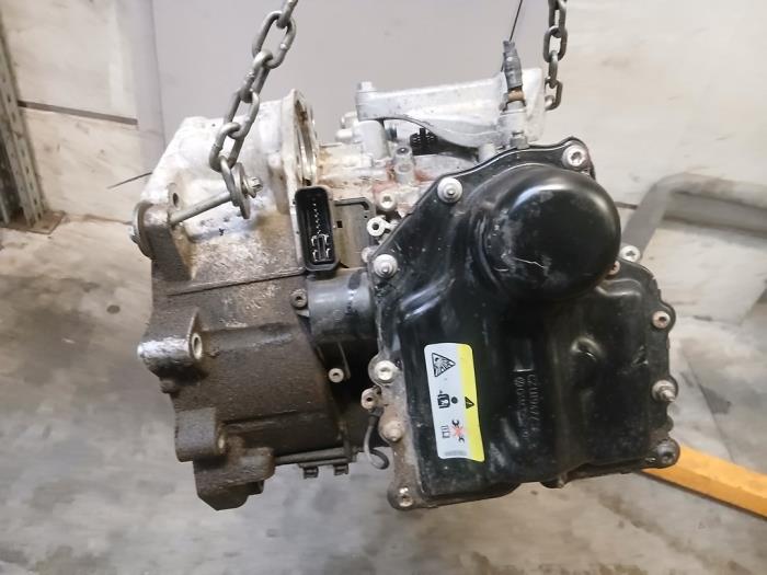 Gebrauchte Getriebe Volkswagen Caddy IV 1.4 TSI 16V Preis auf Anfrage angeboten von Autohandel-Smet Gebroeders NV
