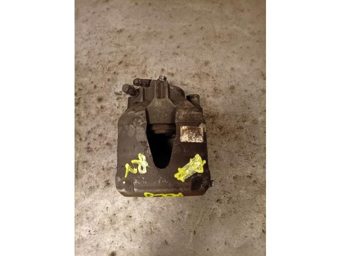Gebrauchte Bremszange rechts hinten Volkswagen Polo VI (AW1) 1.0 TSI 12V Preis auf Anfrage angeboten von Autohandel-Smet Gebroeders NV