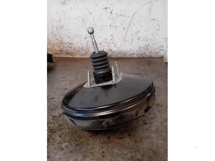 Usados Servofreno Fiat 500X (334) 1.0 FireFly Turbo 114 12V Precio de solicitud ofrecido por Autohandel-Smet Gebroeders NV