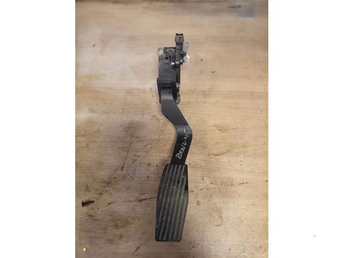 Begagnade Gaspedalsensor Fiat 500X (334) 1.0 FireFly Turbo 114 12V Pris på förfrågan erbjuds av Autohandel-Smet Gebroeders NV