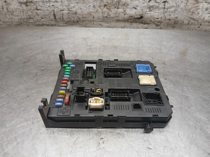 Used Body control computer Citroen Berlingo 1.6 Hdi, BlueHDI 75 Price € 121,00 Inclusive VAT offered by Autohandel-Smet Gebroeders NV