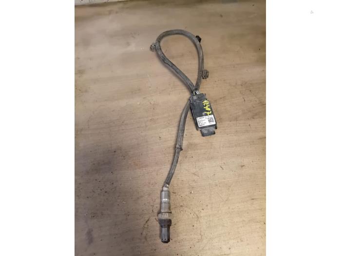 Begagnade NOx-sensor Opel Combo Cargo 1.5 CDTI 100 Pris på förfrågan erbjuds av Autohandel-Smet Gebroeders NV