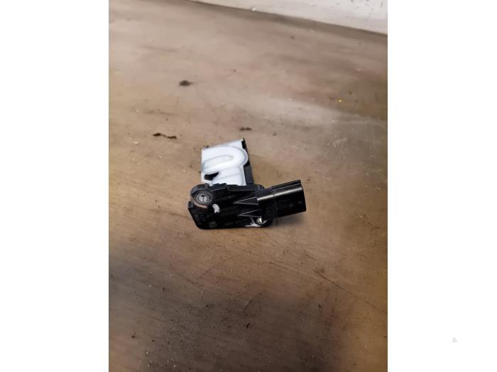 Begagnade Luftflödesmätare Renault Megane IV (RFBB) 1.8 TCe 16V RS Trophy Pris € 60,50 Inklusive moms erbjuds av Autohandel-Smet Gebroeders NV