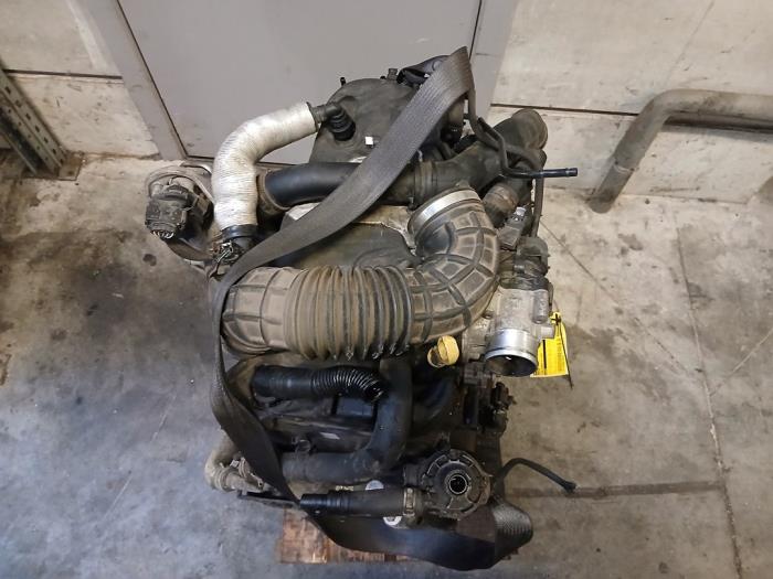 Engine from a Ford Transit 2.0 TDCi 16V Eco Blue 170 2020