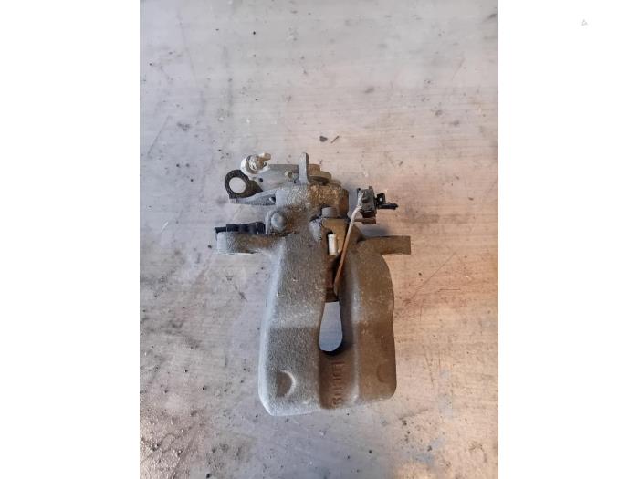 Gebrauchte Bremszange links hinten Alfa Romeo MiTo (955) 1.3 JTDm 16V Preis auf Anfrage angeboten von Autohandel-Smet Gebroeders NV