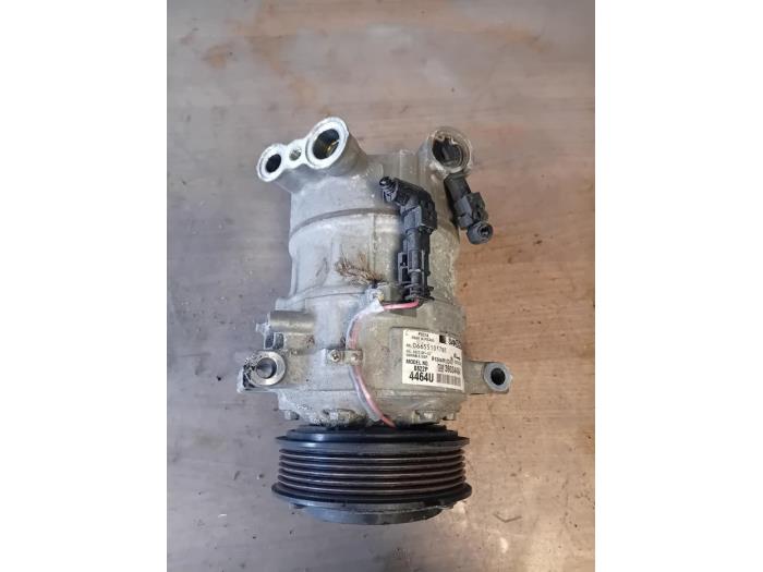 Gebrauchte Klimapumpe Opel Astra K Sports Tourer 1.6 CDTI 110 16V Preis auf Anfrage angeboten von Autohandel-Smet Gebroeders NV