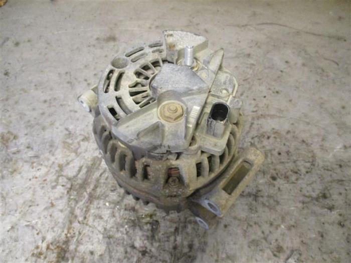 Usagé Dynamo Mercedes Sprinter 3,5t (906.63) 316 CDI 16V 4x4 Prix € 96,80 Prix TTC proposé par Autohandel-Smet Gebroeders NV
