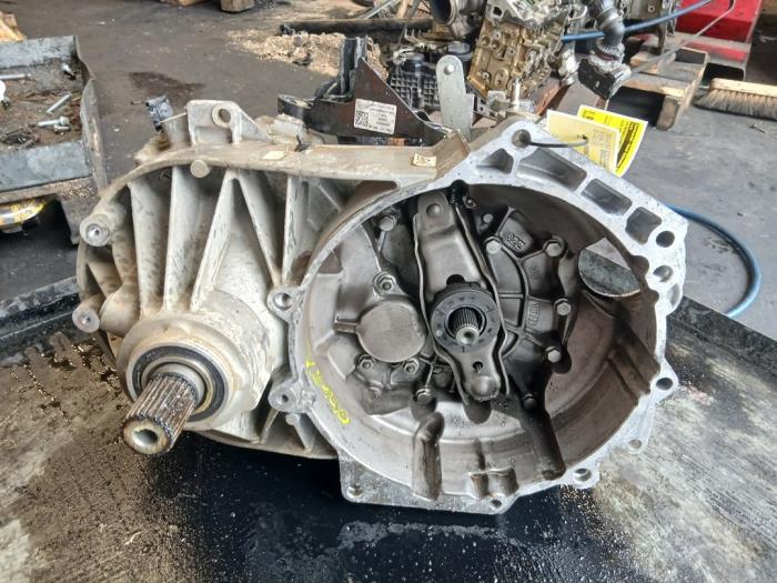 Gebrauchte Getriebe Volkswagen Transporter T6 2.0 TDI Preis auf Anfrage angeboten von Autohandel-Smet Gebroeders NV