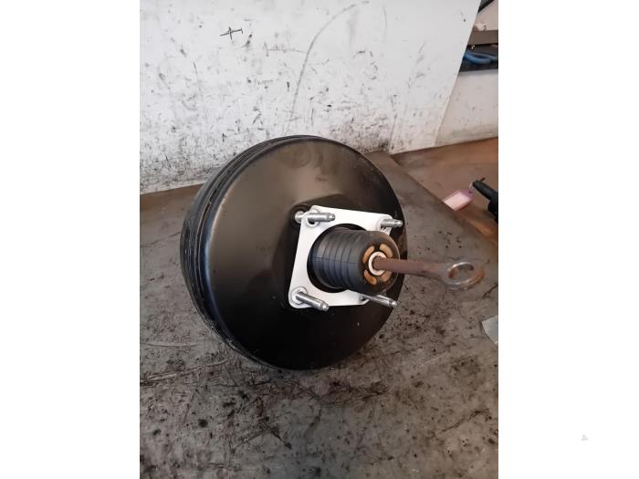 Usagé Servo frein Ford Transit 2.0 TDCi 16V Eco Blue 130 RWD Prix sur demande proposé par Autohandel-Smet Gebroeders NV