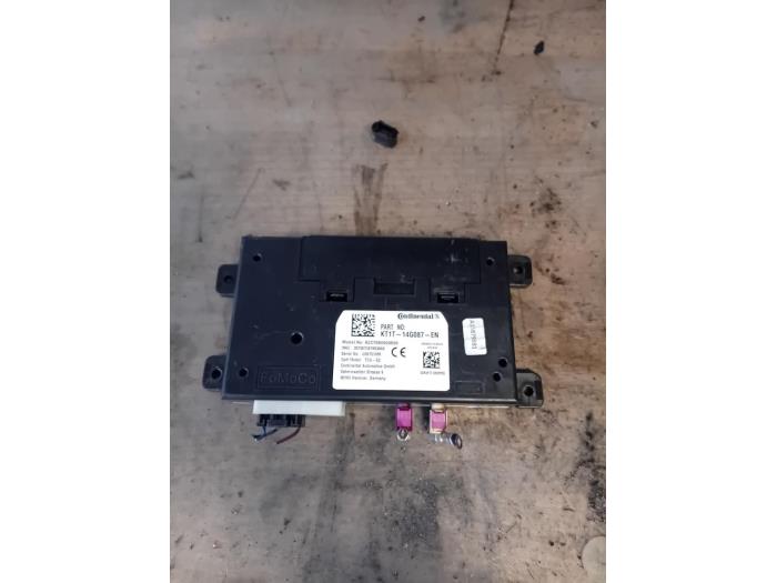 Begagnade Bluetooth-modul Ford Transit 2.0 TDCi 16V Eco Blue 130 RWD Pris på förfrågan erbjuds av Autohandel-Smet Gebroeders NV