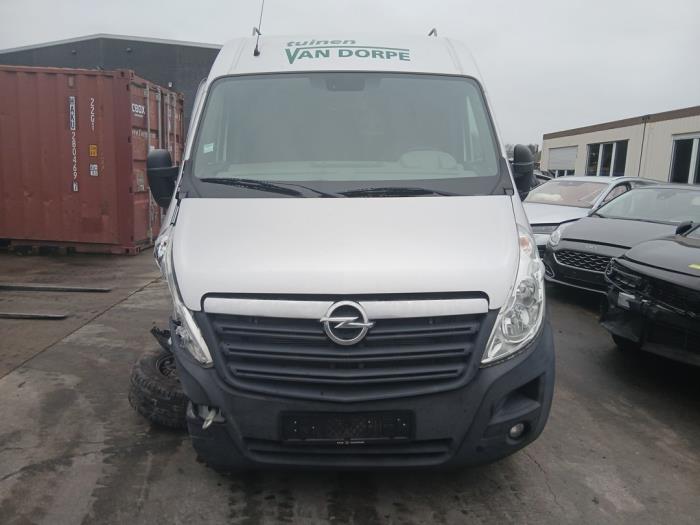 Używane Maska Opel Movano 2.3 CDTi Biturbo 16V FWD Cena € 363,00 Z VAT oferowane przez Autohandel-Smet Gebroeders NV