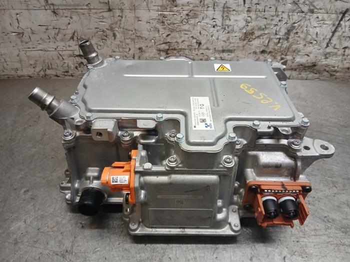 Używane DC/CD konwertor Renault Arkana (RJLL) 1.6 E-Tech 145 16V Cena € 605,00 Z VAT oferowane przez Autohandel-Smet Gebroeders NV