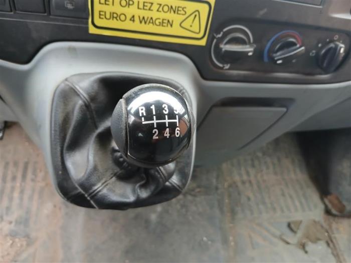 Usagé Boîte de vitesse Ford Transit 2.2 TDCi 16V Prix sur demande proposé par Autohandel-Smet Gebroeders NV