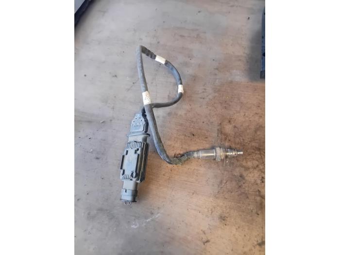 Begagnade NOx-sensor Volkswagen Transporter T6 2.0 TDI 150 Pris på förfrågan erbjuds av Autohandel-Smet Gebroeders NV