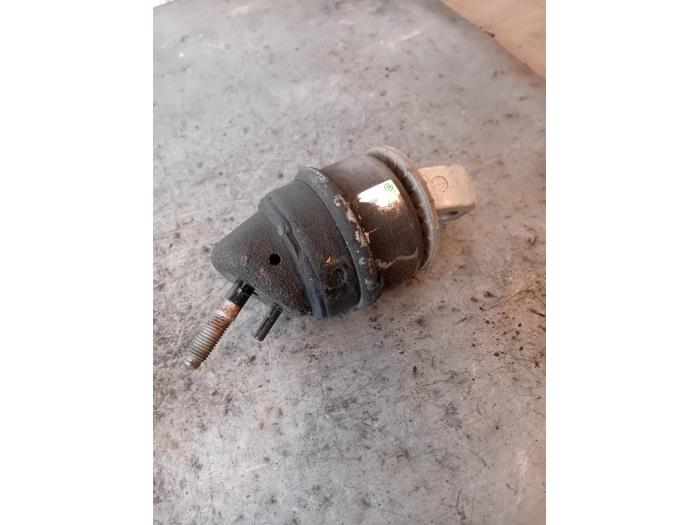 Used Engine mount Ford Ranger 3.2 TDCI 20V 4x4 Price on request offered by Autohandel-Smet Gebroeders NV