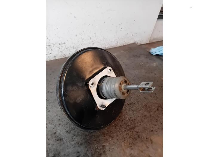 Usagé Servo frein Dacia Duster (HS) 1.6 16V Hi-Flex Prix sur demande proposé par Autohandel-Smet Gebroeders NV