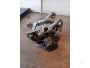 Dynamo van een Dacia Dokker (0S) 1.3 TCE 100 2020