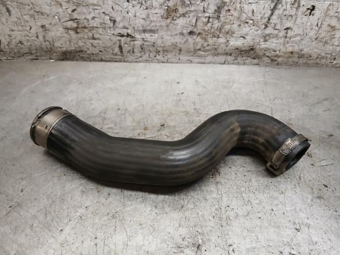 Usagé Tube intercooler Kia Sportage (QL) Prix sur demande proposé par Autohandel-Smet Gebroeders NV