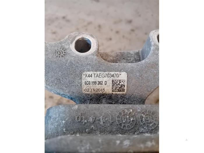 Engine mount from a Volkswagen Polo V (6R) 1.8 GTI 16V 2015