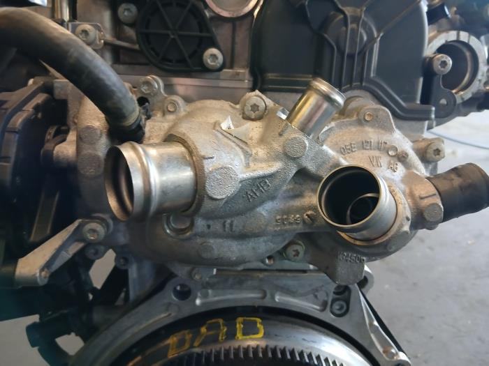 Begagnade Vattenpump Volkswagen T-Roc I 1.5 TSI Evo BMT 16V Pris € 121,00 Inklusive moms erbjuds av Autohandel-Smet Gebroeders NV