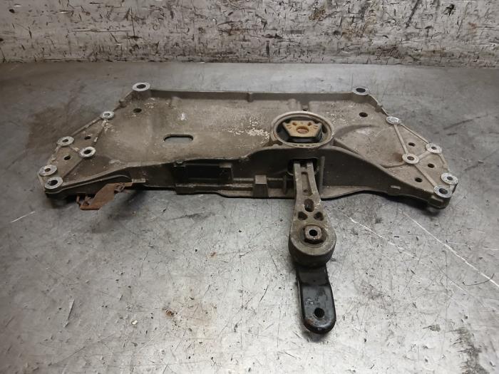 Used Subframe Volkswagen Golf VI (5K1) 2.0 GTI 16V Price € 90,75 Inclusive VAT offered by Autohandel-Smet Gebroeders NV
