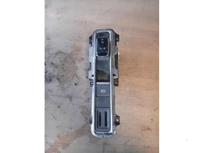 Usagé Commodo Skoda Enyaq iV Coupe (NYAB) Prix sur demande proposé par Autohandel-Smet Gebroeders NV