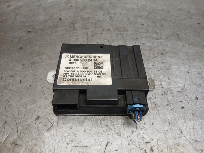 Usagé Module pompe carburant Mercedes C Estate (S205) C-200 BlueTEC, C-200 d 1.6 16V Prix € 60,50 Prix TTC proposé par Autohandel-Smet Gebroeders NV