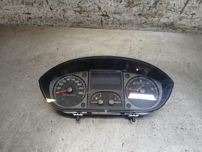 Używane Licznik kilometrów KM Peugeot Boxer (U9) 2.2 Blue HDi 120 Cena € 181,50 Z VAT oferowane przez Autohandel-Smet Gebroeders NV