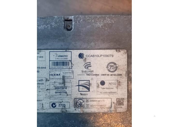 Bluetooth-modul från en BMW 7 serie (F01/02/03/04) 730d 24V 2011