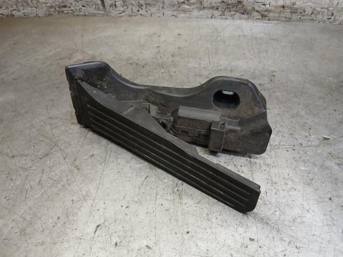 Begagnade Gaspedalsensor Seat Alhambra (7N) 2.0 TDI 16V Pris € 48,40 Inklusive moms erbjuds av Autohandel-Smet Gebroeders NV