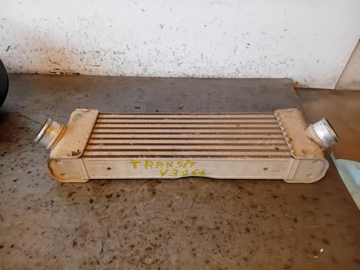 Usagé Intercooler Ford Transit 2.2 TDCi 16V Prix € 96,80 Prix TTC proposé par Autohandel-Smet Gebroeders NV